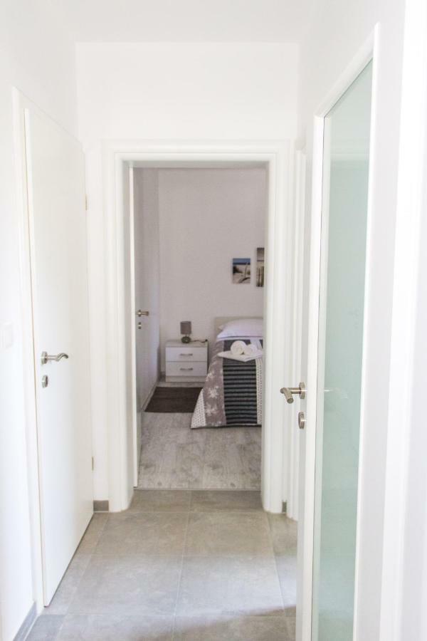 Apartmani Zoric Punat Ngoại thất bức ảnh