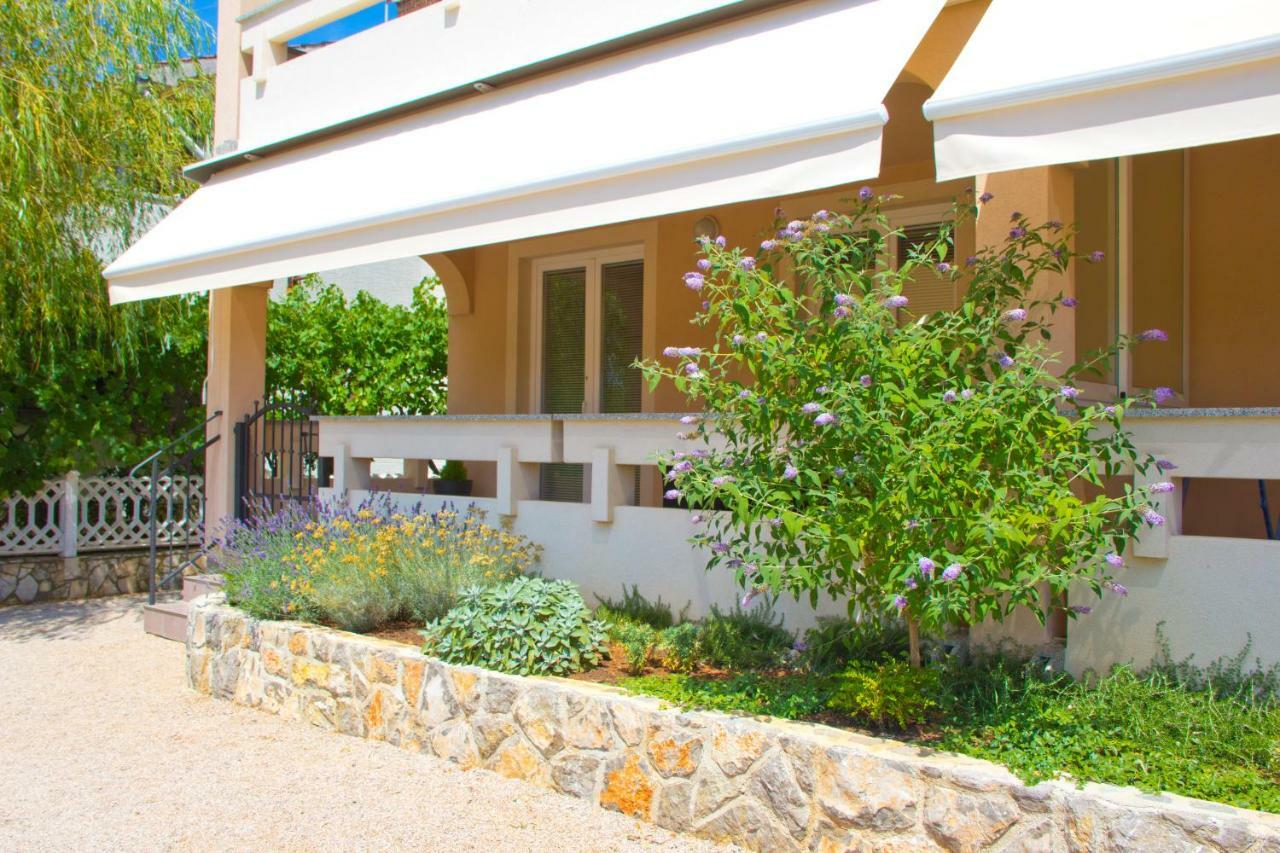 Apartmani Zoric Punat Ngoại thất bức ảnh